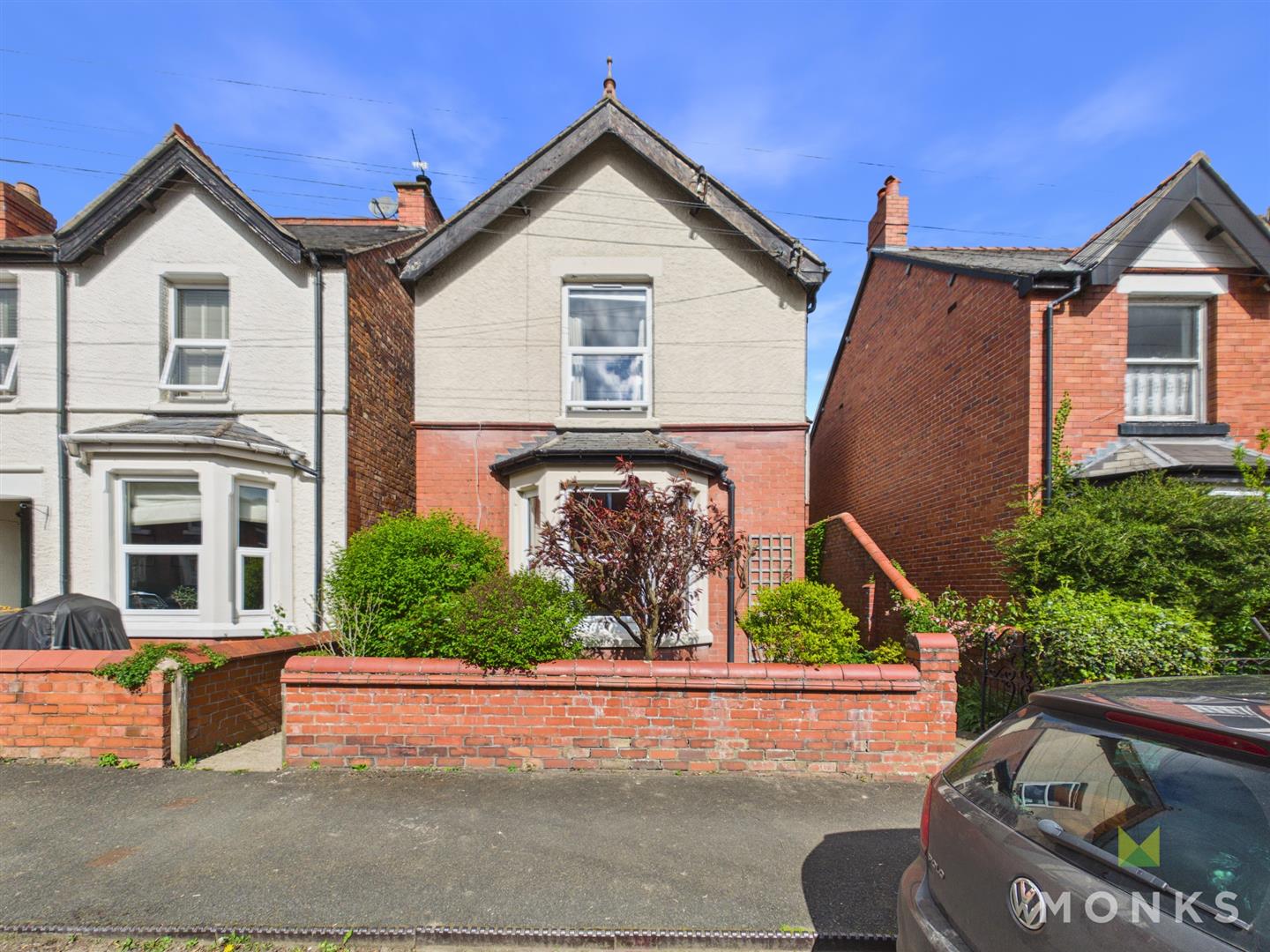 8 Holbache Road, Oswestry, SY11 1RP For Sale